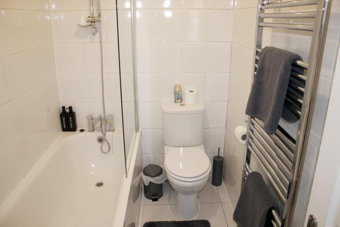 Stylish Cosy 1 Bedroom Flat Londen Buitenkant foto